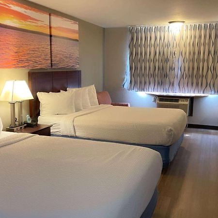 Days Inn & Suites By Wyndham Stevens Point Eksteriør bilde