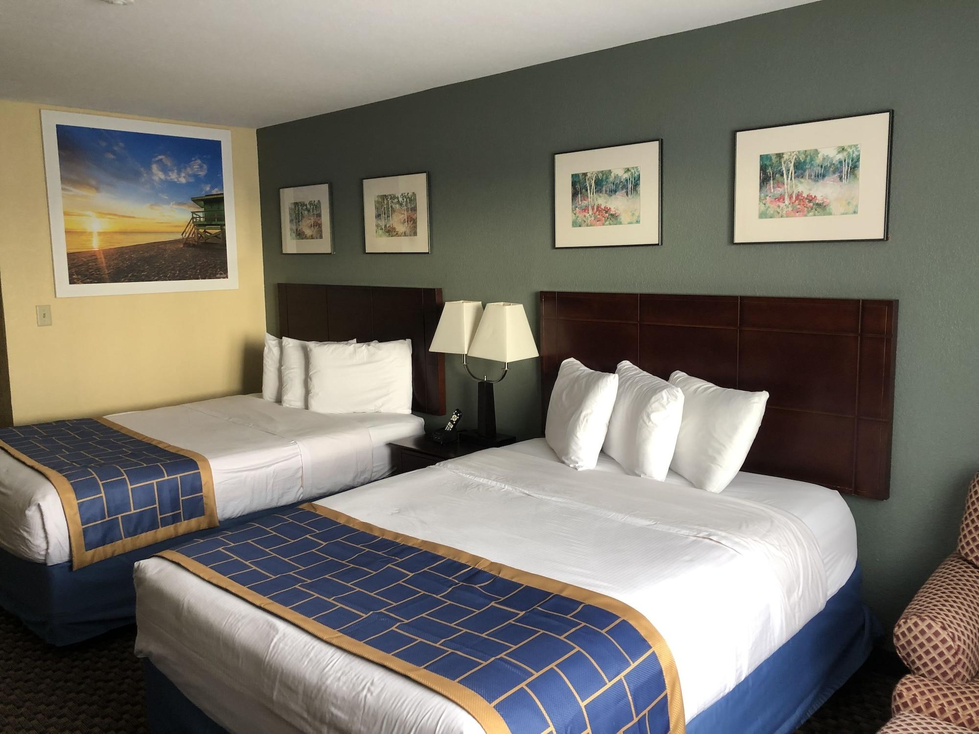 Days Inn & Suites By Wyndham Stevens Point Eksteriør bilde