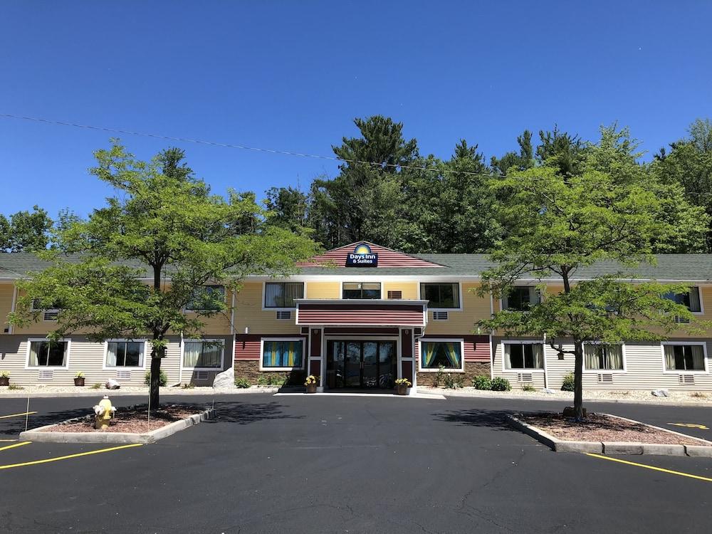Days Inn & Suites By Wyndham Stevens Point Eksteriør bilde